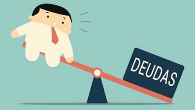 como evitar deudas innecesarias